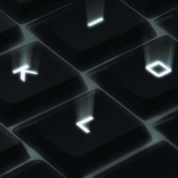 Logitech Wireless Illuminated Keyboard -    