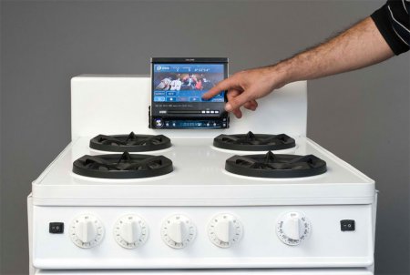 Сross-culture - акустическая система из старой кухонной плиты (6 фото)