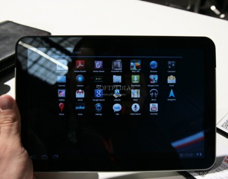 Motorola Xoom -      MWC 2011 (5  + )