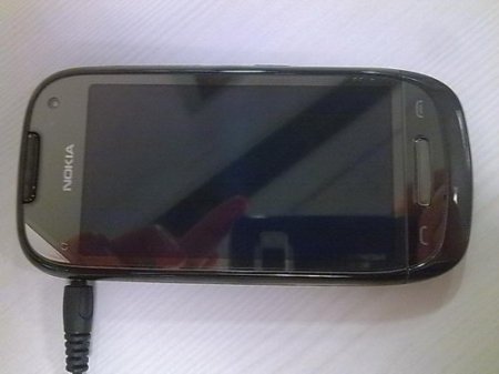 Nokia C7 - 8-мегапиксельный камерофон (3 фото)
