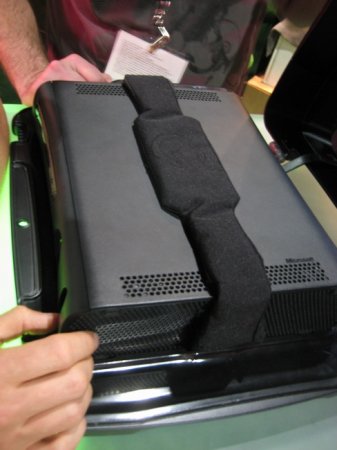 Gaems Suitcase -    XBOX 360 (3 )