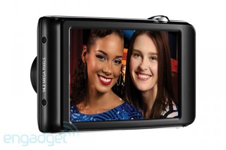 Samsung ST100 и ST600 - двухдисплейные фотокамеры (12 фото)