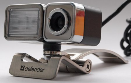Стильная веб-камера с подсветкой: Defender G-Lens 1554 (обзор)