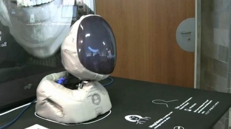 Kompott - робот для пожилых людей (видео)
